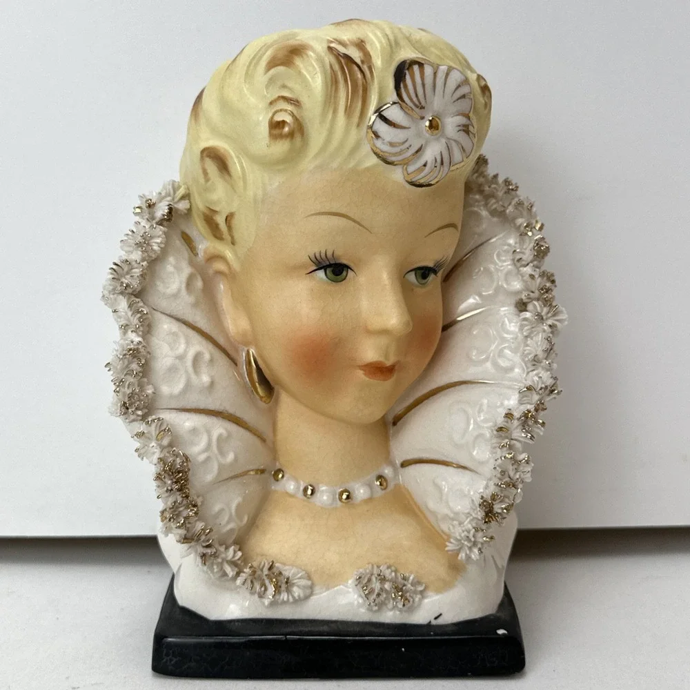 Ucagco Lady Victorian Headvase Open Green Eyes Flower High Fan Collar 6 1/4